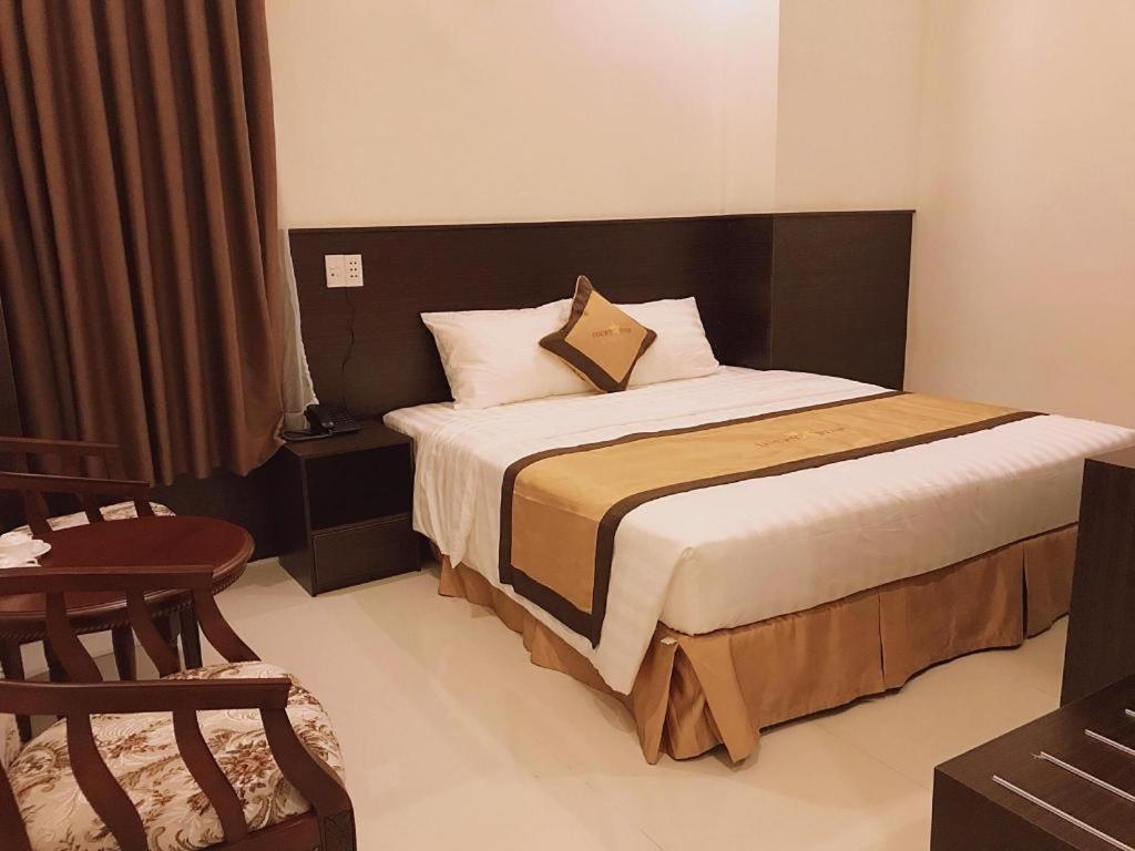 Lucky Star Hotel Buon Ma Thuot Exterior photo