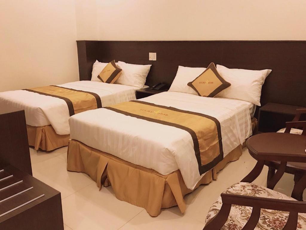 Lucky Star Hotel Buon Ma Thuot Exterior photo